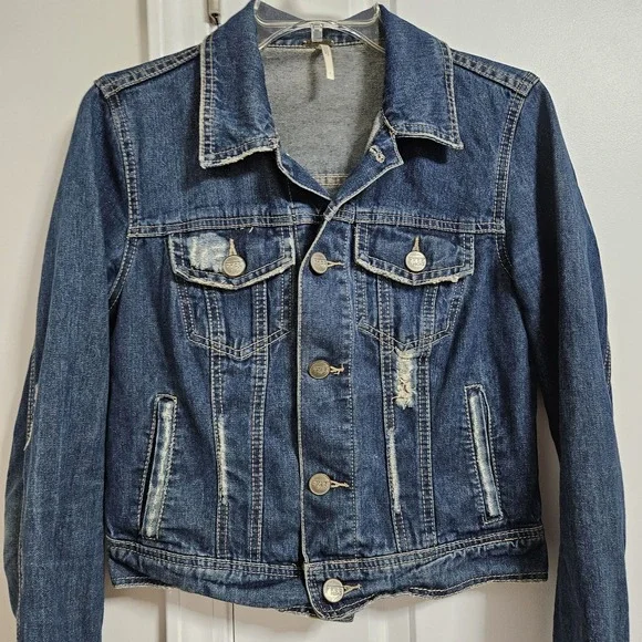 Free People Denim Jacket Womens 4 Blue Distressed Cropped Button Front Bohemian - Picture 5 of 10